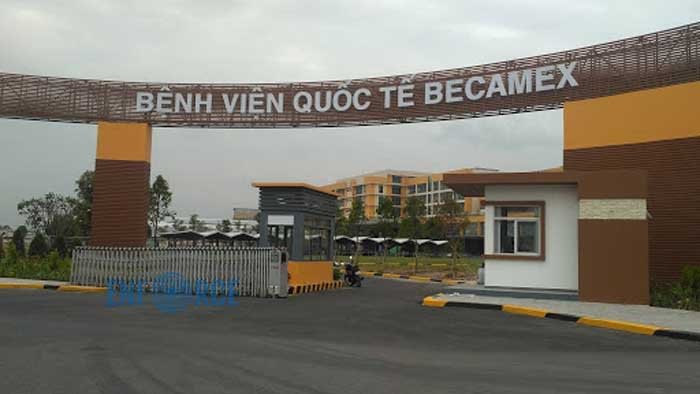 Cong-xep-inox-benh-vien